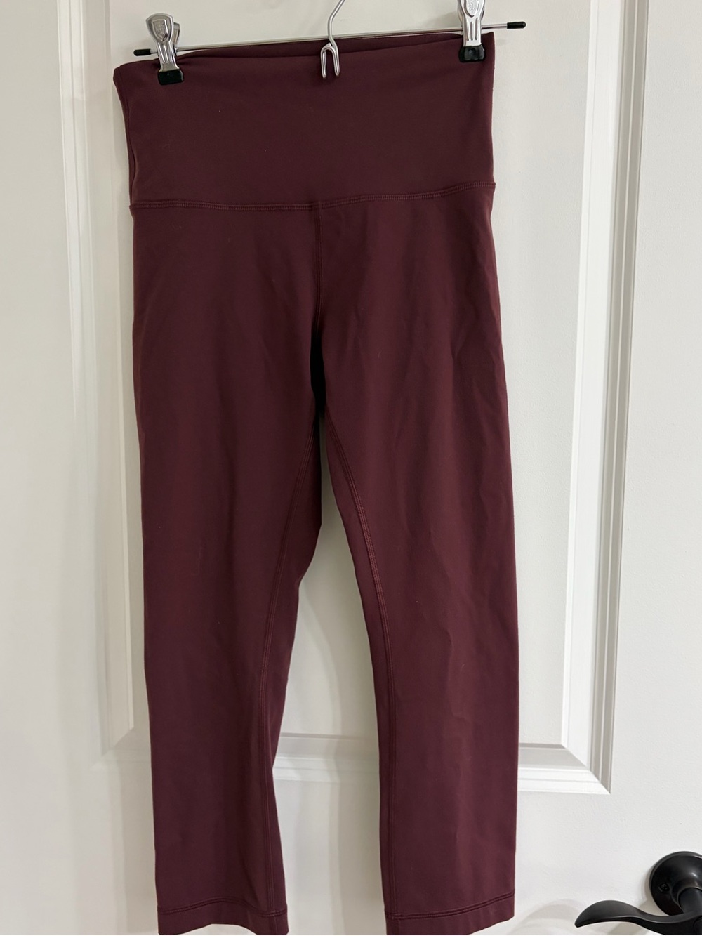 Lululemon Wunder Crop 21” size 6